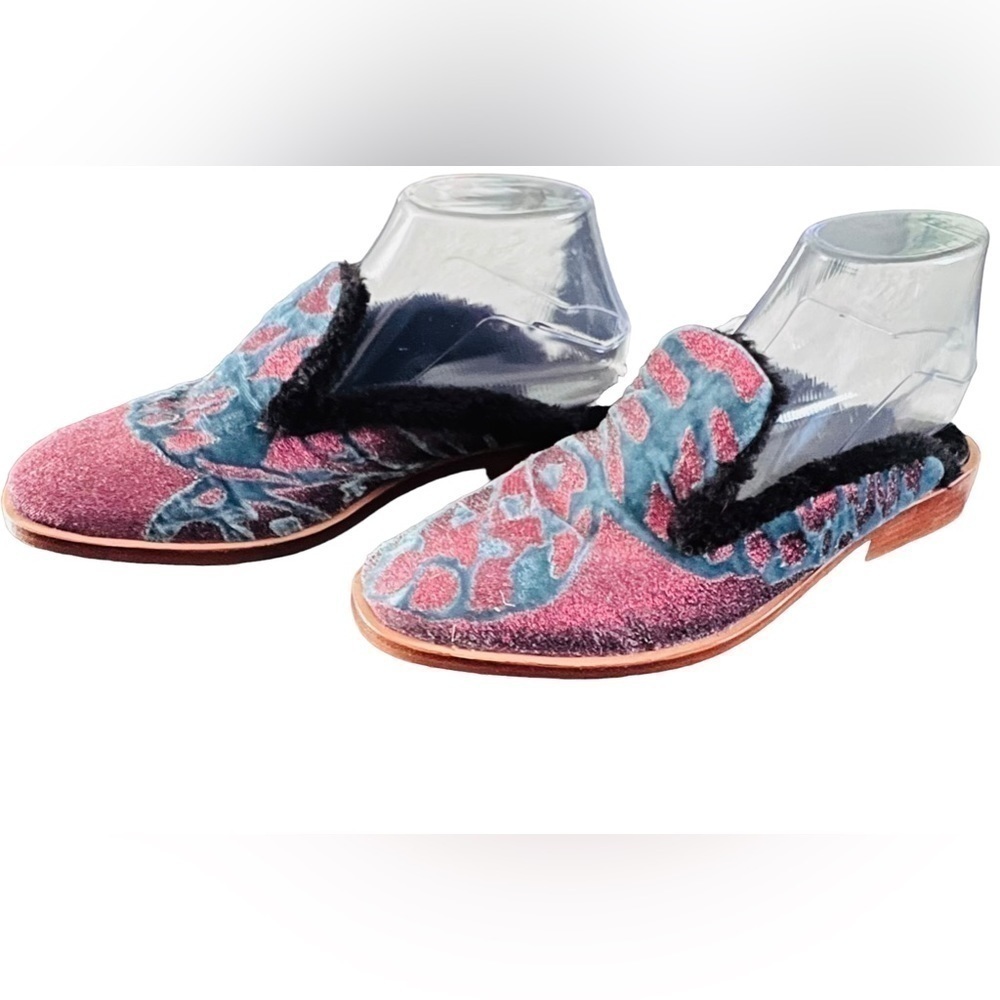 Free People Velvet Brocade Tapestry Butterfly Ease Loafer Mule Sz 39 (8) - Picture 2 of 6